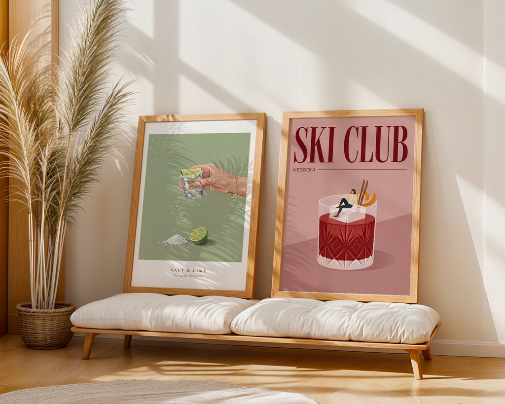 Ski Club Negroni Poster – två posters i rum 3