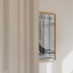 Woman’s World Poster – väggvideo
